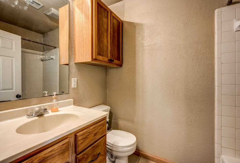 3 Bedrooms Bedrooms, 0 ,2 BathroomsBathrooms,Residential,Single Family,Ripley,1,133961