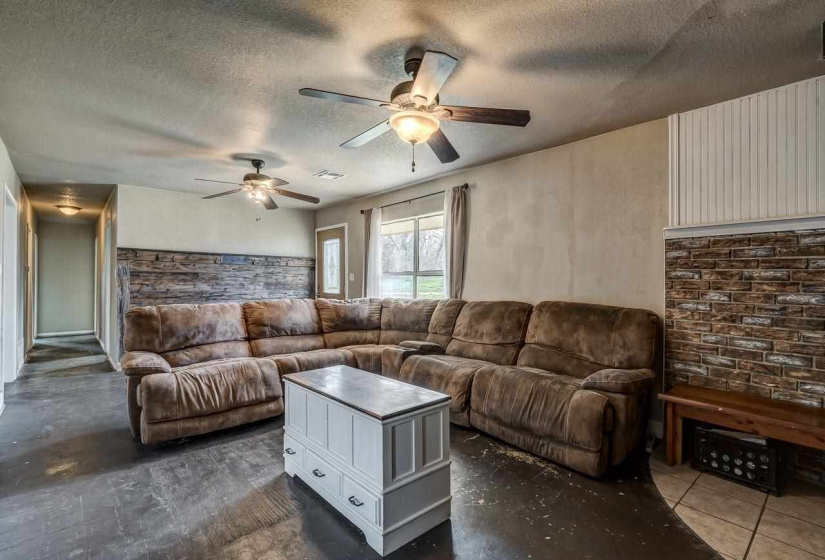 3 Bedrooms Bedrooms, 0 ,2 BathroomsBathrooms,Residential,Single Family,Ripley,1,133961