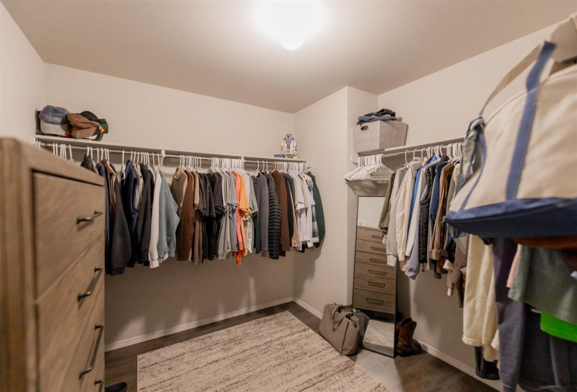 4 Bedrooms Bedrooms, 0 ,2 BathroomsBathrooms,Residential,Single Family,Carnley,1,133963