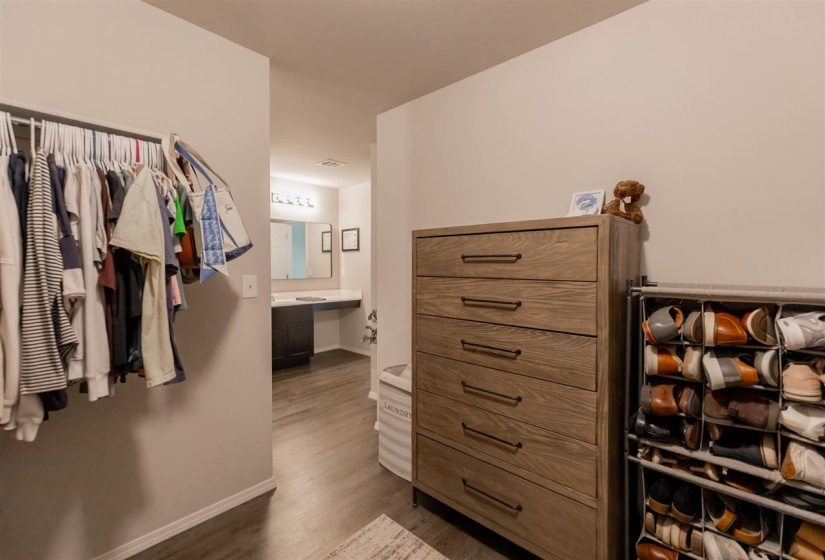 4 Bedrooms Bedrooms, 0 ,2 BathroomsBathrooms,Residential,Single Family,Carnley,1,133963