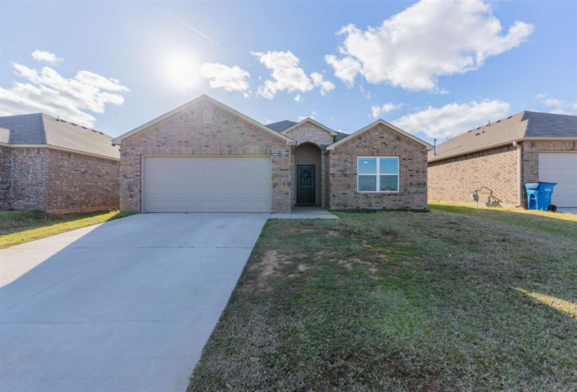 4 Bedrooms Bedrooms, 0 ,2 BathroomsBathrooms,Residential,Single Family,Carnley,1,133963