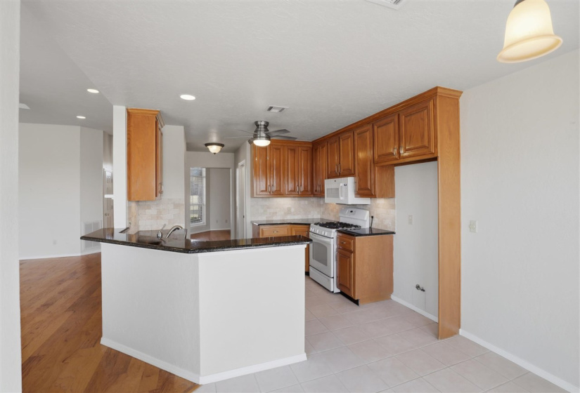 4 Bedrooms Bedrooms, 0 ,2 BathroomsBathrooms,Residential,Single Family,Newman,1,133964