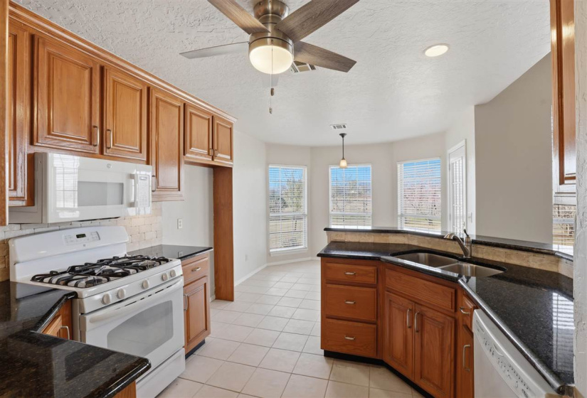 4 Bedrooms Bedrooms, 0 ,2 BathroomsBathrooms,Residential,Single Family,Newman,1,133964