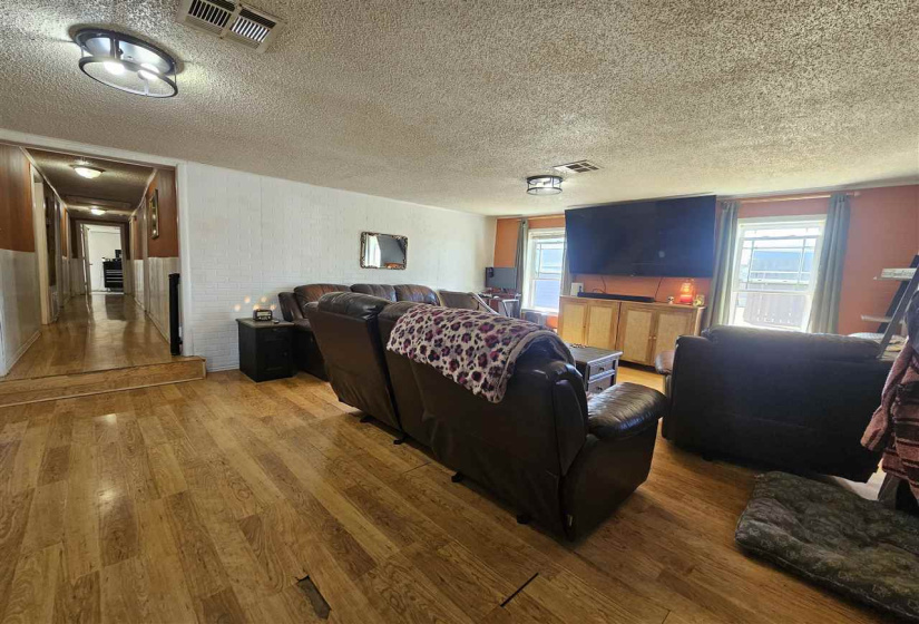 4 Bedrooms Bedrooms, 0 ,2 BathroomsBathrooms,Residential,Single Family,Benjamin,1,133971