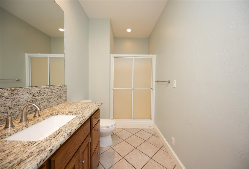 6 Bedrooms Bedrooms, 0 ,4 BathroomsBathrooms,Residential,Single Family,Longwood Road,2,133848