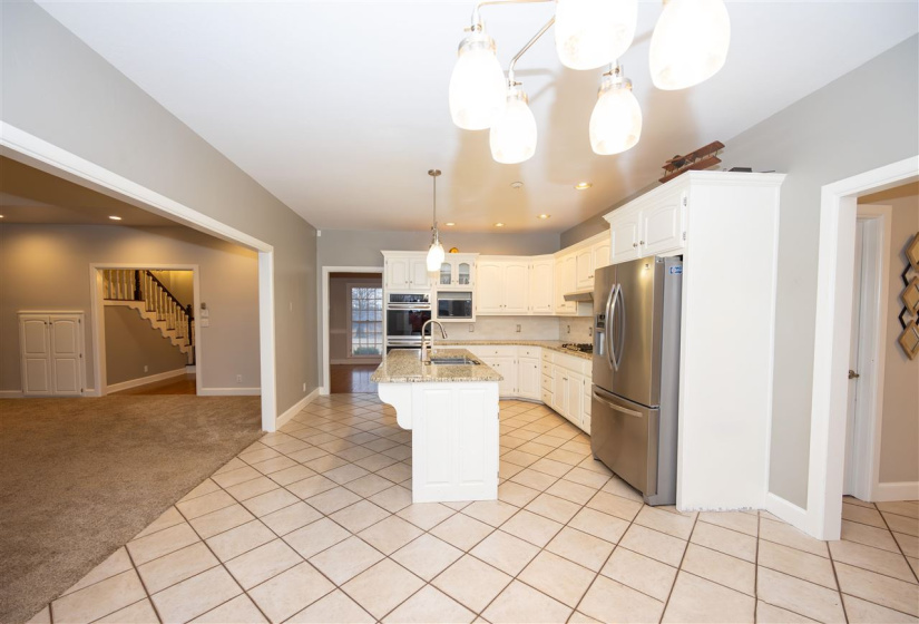 6 Bedrooms Bedrooms, 0 ,4 BathroomsBathrooms,Residential,Single Family,Longwood Road,2,133848