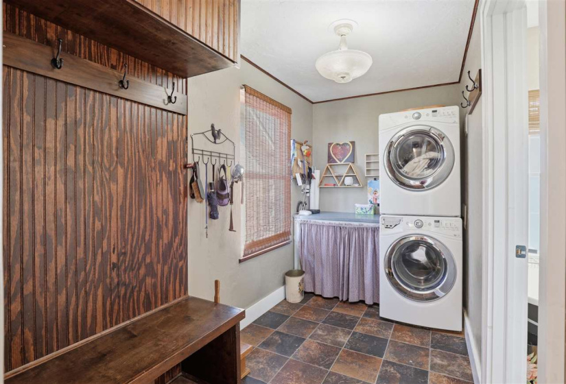 2 Bedrooms Bedrooms, 0 ,1 BathroomBathrooms,Residential,Single Family,Locust,1,133972