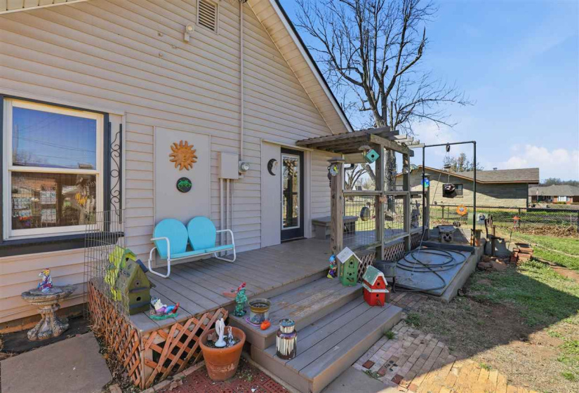 2 Bedrooms Bedrooms, 0 ,1 BathroomBathrooms,Residential,Single Family,Locust,1,133972