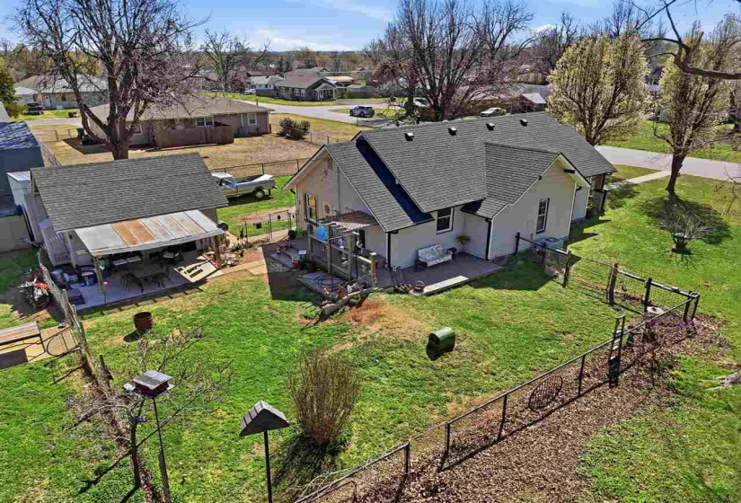 2 Bedrooms Bedrooms, 0 ,1 BathroomBathrooms,Residential,Single Family,Locust,1,133972