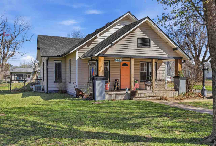 2 Bedrooms Bedrooms, 0 ,1 BathroomBathrooms,Residential,Single Family,Locust,1,133972