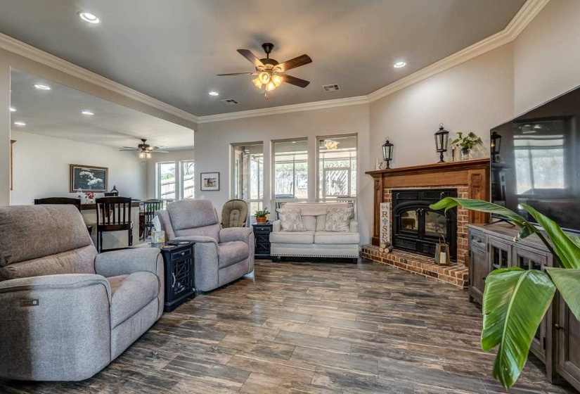 3 Bedrooms Bedrooms, 0 ,3 BathroomsBathrooms,Residential,Single Family,Sawgrass,1.5,133974