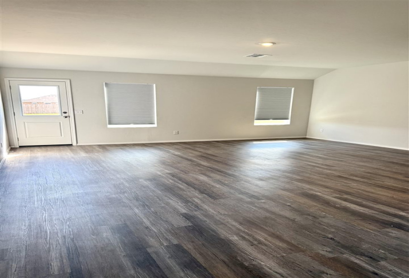 3 Bedrooms Bedrooms, 0 ,2 BathroomsBathrooms,Residential,Single Family,Hidden Hills,1,133977