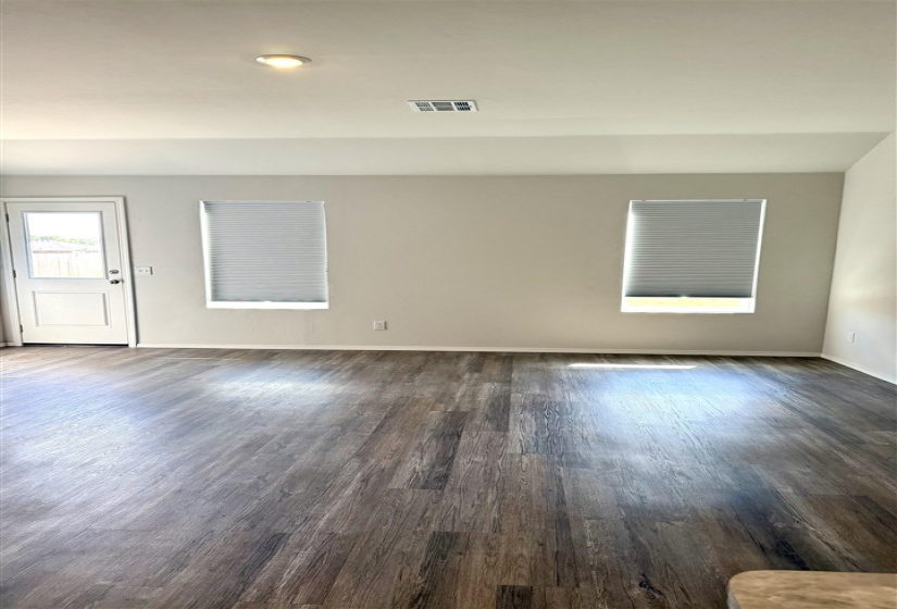 3 Bedrooms Bedrooms, 0 ,2 BathroomsBathrooms,Residential,Single Family,Hidden Hills,1,133977