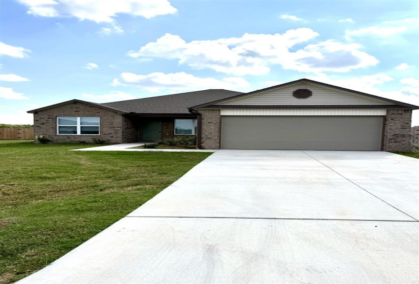 3 Bedrooms Bedrooms, 0 ,2 BathroomsBathrooms,Residential,Single Family,Hidden Hills,1,133977