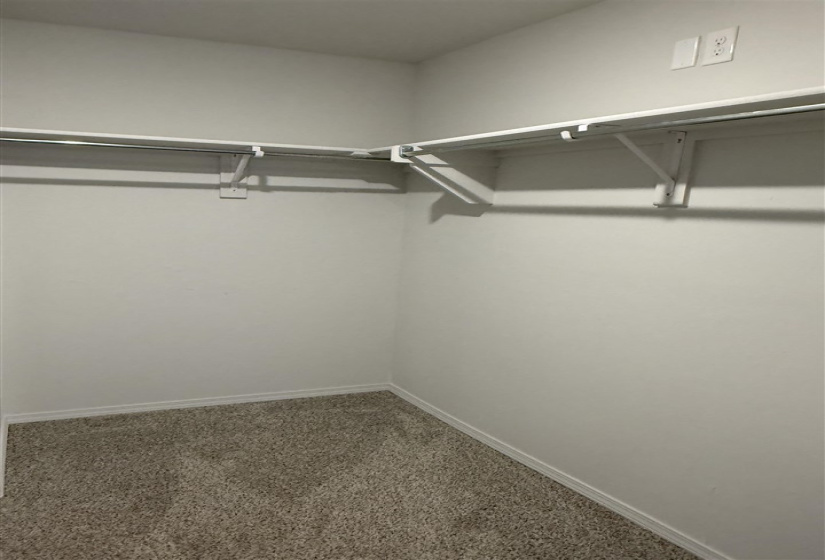 3 Bedrooms Bedrooms, 0 ,2 BathroomsBathrooms,Residential,Single Family,Hidden Hills,1,133977