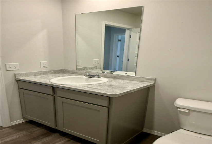 3 Bedrooms Bedrooms, 0 ,2 BathroomsBathrooms,Residential,Single Family,Hidden Hills,1,133977