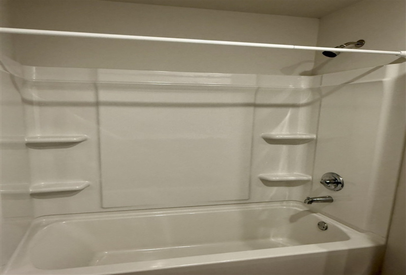 3 Bedrooms Bedrooms, 0 ,2 BathroomsBathrooms,Residential,Single Family,Hidden Hills,1,133977