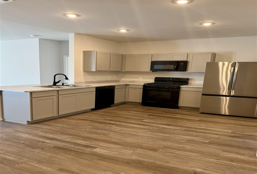 3 Bedrooms Bedrooms, 0 ,2 BathroomsBathrooms,Residential,Single Family,Hidden Hills,1,133977