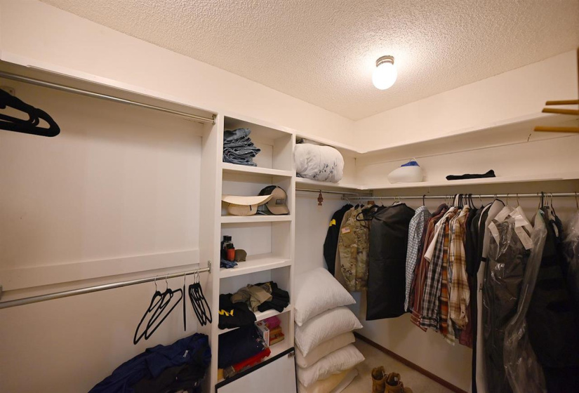 5 Bedrooms Bedrooms, 0 ,2 BathroomsBathrooms,Residential,Single Family,Quail Ridge,1.5,133978