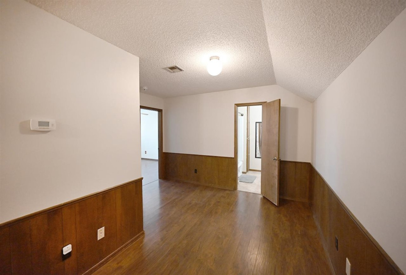 5 Bedrooms Bedrooms, 0 ,2 BathroomsBathrooms,Residential,Single Family,Quail Ridge,1.5,133978