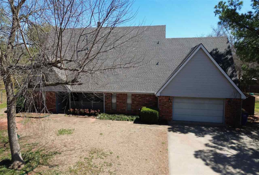 5 Bedrooms Bedrooms, 0 ,2 BathroomsBathrooms,Residential,Single Family,Quail Ridge,1.5,133978