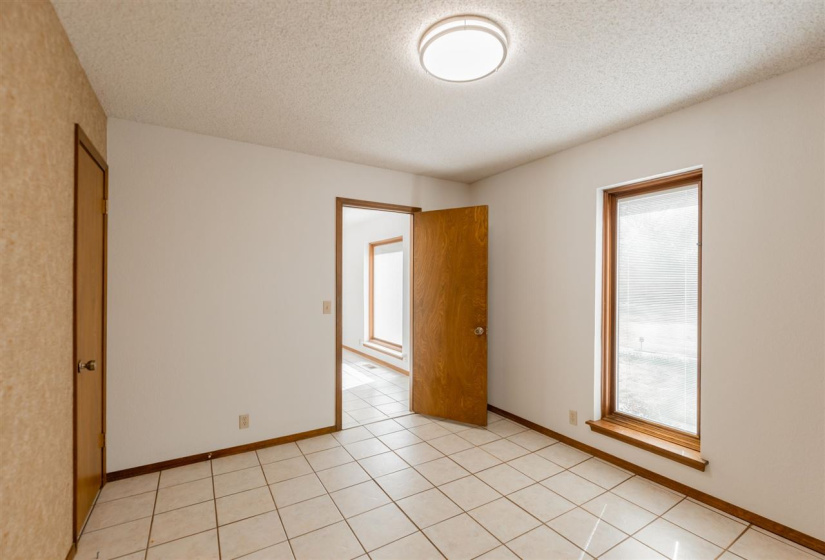 3 Bedrooms Bedrooms, 0 ,2 BathroomsBathrooms,Residential,Single Family,Ashbury,1,133988