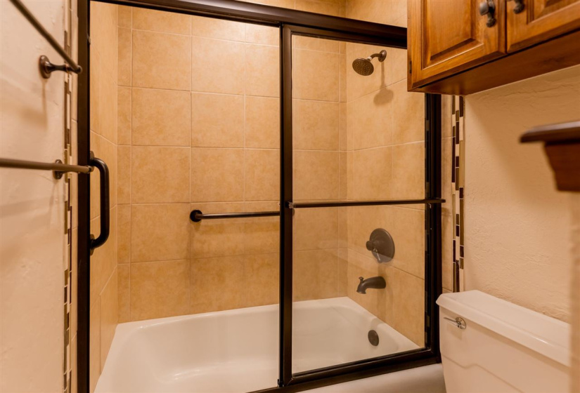 3 Bedrooms Bedrooms, 0 ,2 BathroomsBathrooms,Residential,Single Family,Ashbury,1,133988