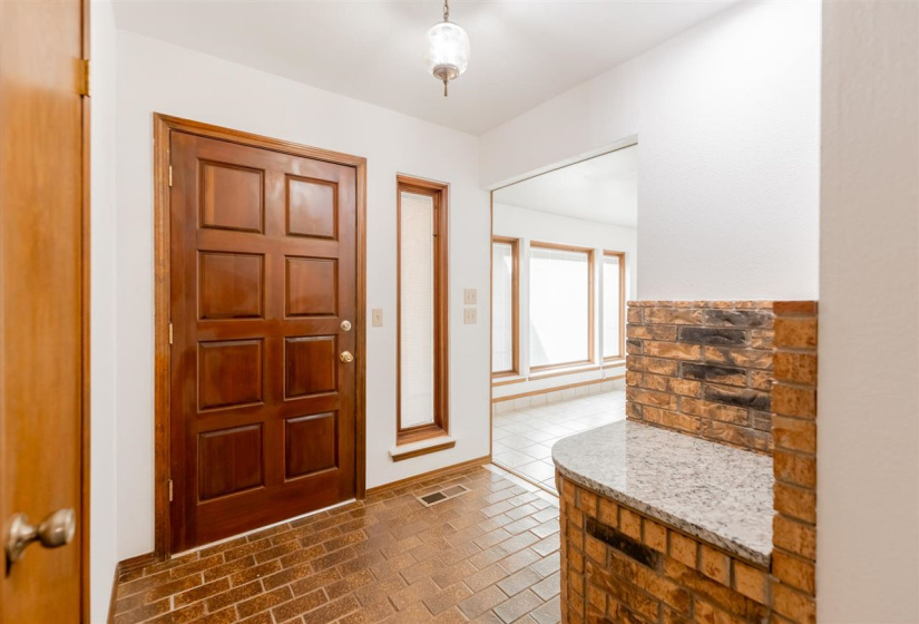 3 Bedrooms Bedrooms, 0 ,2 BathroomsBathrooms,Residential,Single Family,Ashbury,1,133988