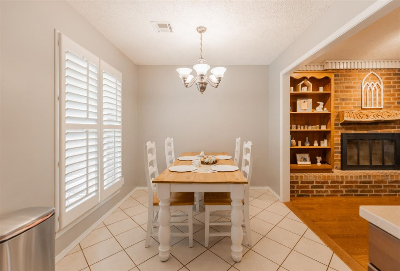 3 Bedrooms Bedrooms, 0 ,2 BathroomsBathrooms,Residential,Single Family,Sunnybrook,1,133990