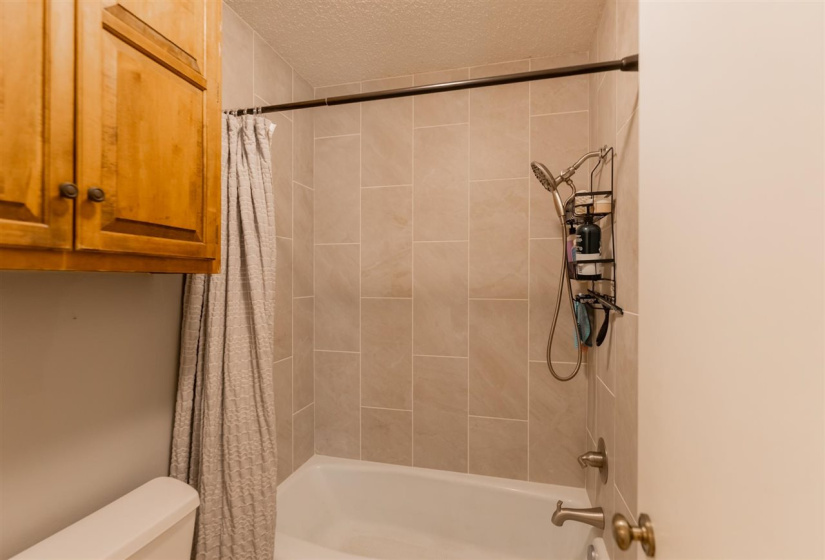 3 Bedrooms Bedrooms, 0 ,2 BathroomsBathrooms,Residential,Single Family,Sunnybrook,1,133990