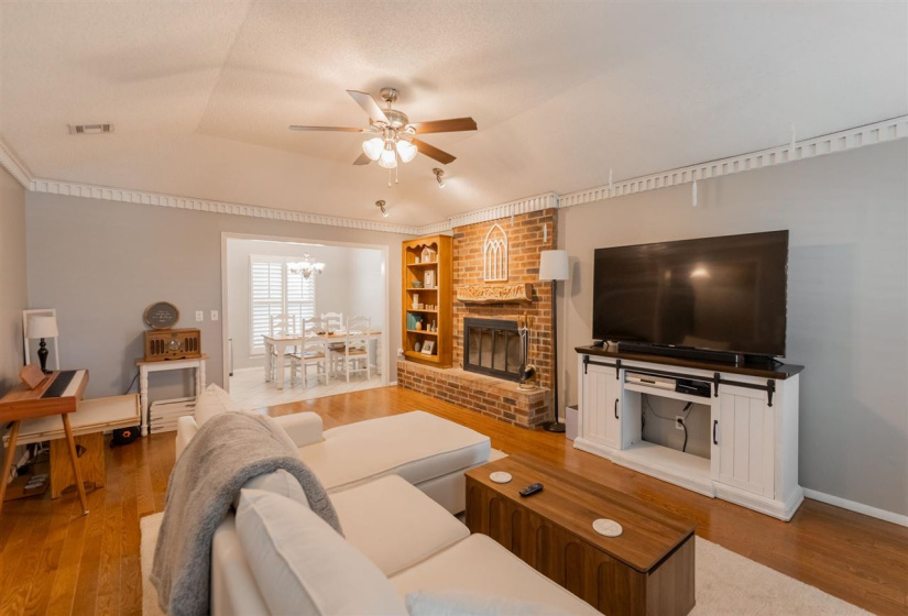 3 Bedrooms Bedrooms, 0 ,2 BathroomsBathrooms,Residential,Single Family,Sunnybrook,1,133990