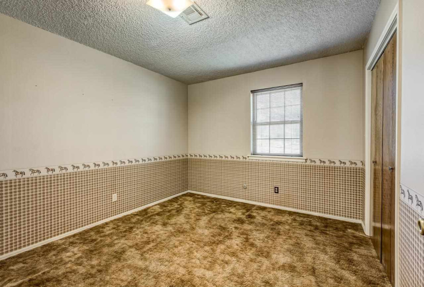 4 Bedrooms Bedrooms, 0 ,2 BathroomsBathrooms,Residential,Single Family,8th,1,133992