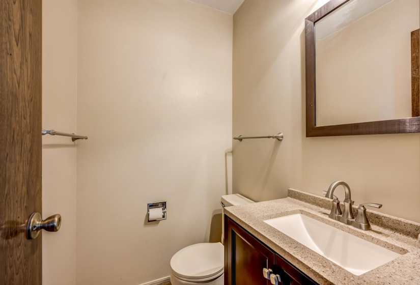 4 Bedrooms Bedrooms, 0 ,2 BathroomsBathrooms,Residential,Single Family,8th,1,133992