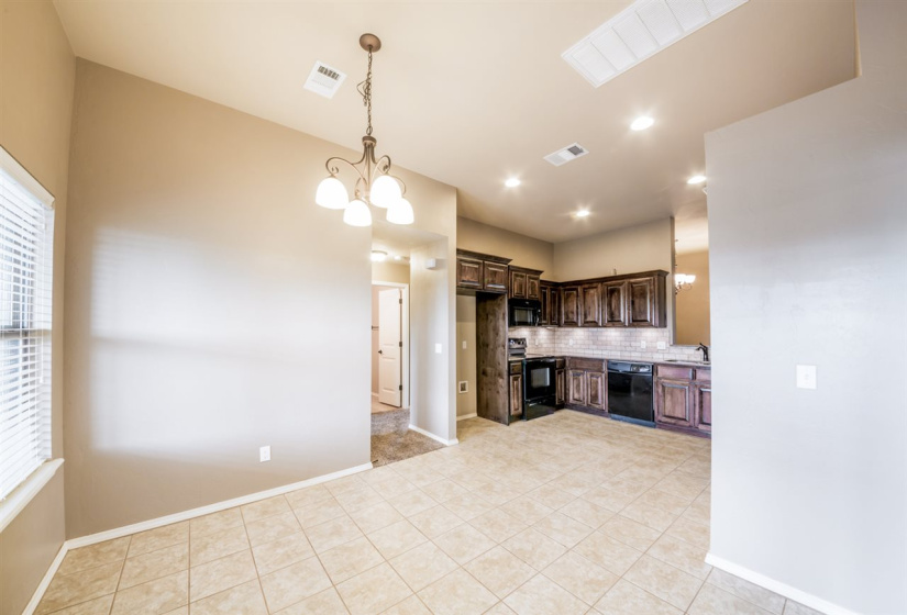 3 Bedrooms Bedrooms, 0 ,2 BathroomsBathrooms,Residential,Single Family,Chandler,1,133994