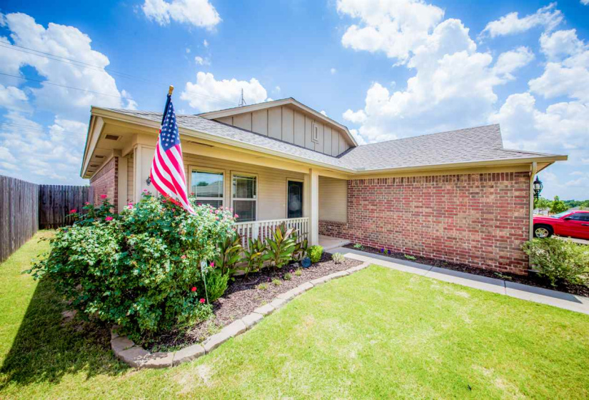 3 Bedrooms Bedrooms, 0 ,2 BathroomsBathrooms,Residential,Single Family,Chandler,1,133994