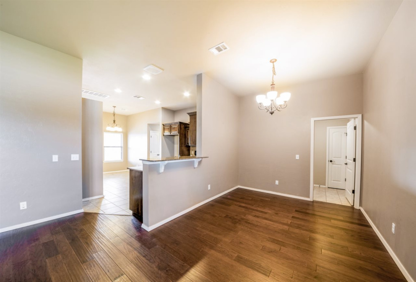 3 Bedrooms Bedrooms, 0 ,2 BathroomsBathrooms,Residential,Single Family,Chandler,1,133994