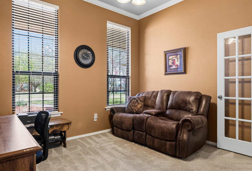 4 Bedrooms Bedrooms, 0 ,2 BathroomsBathrooms,Residential,Single Family,33rd,1.5,133998