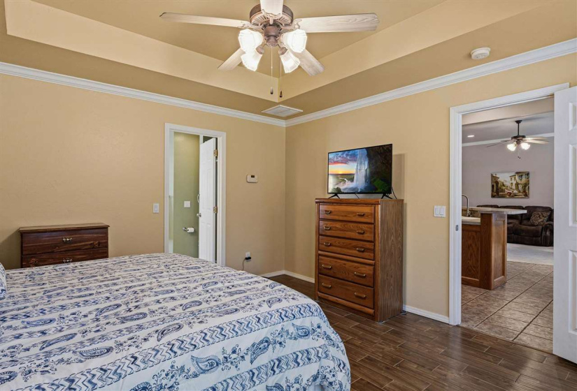 4 Bedrooms Bedrooms, 0 ,2 BathroomsBathrooms,Residential,Single Family,33rd,1.5,133998