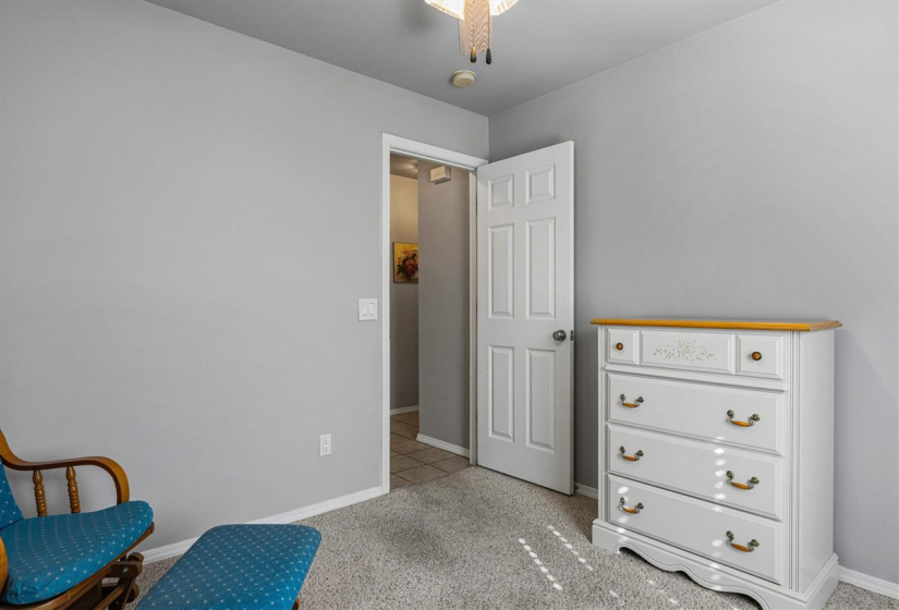 4 Bedrooms Bedrooms, 0 ,2 BathroomsBathrooms,Residential,Single Family,33rd,1.5,133998