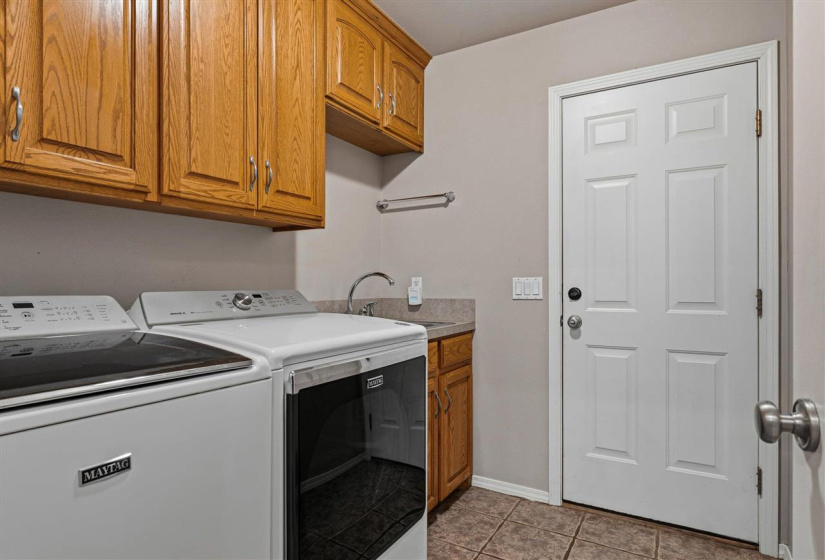 4 Bedrooms Bedrooms, 0 ,2 BathroomsBathrooms,Residential,Single Family,33rd,1.5,133998