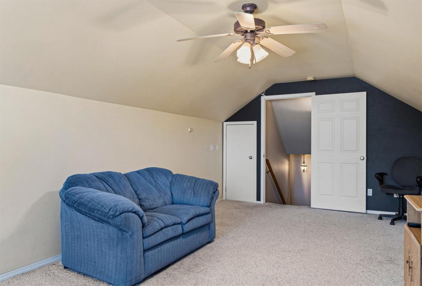 4 Bedrooms Bedrooms, 0 ,2 BathroomsBathrooms,Residential,Single Family,33rd,1.5,133998