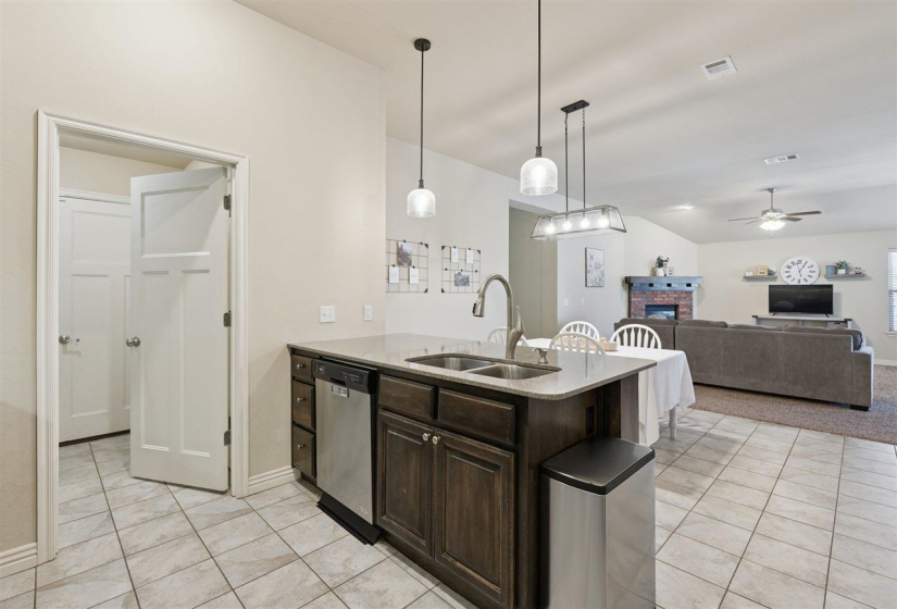 4 Bedrooms Bedrooms, 0 ,2 BathroomsBathrooms,Residential,Single Family,Copper Canyon,1,134018