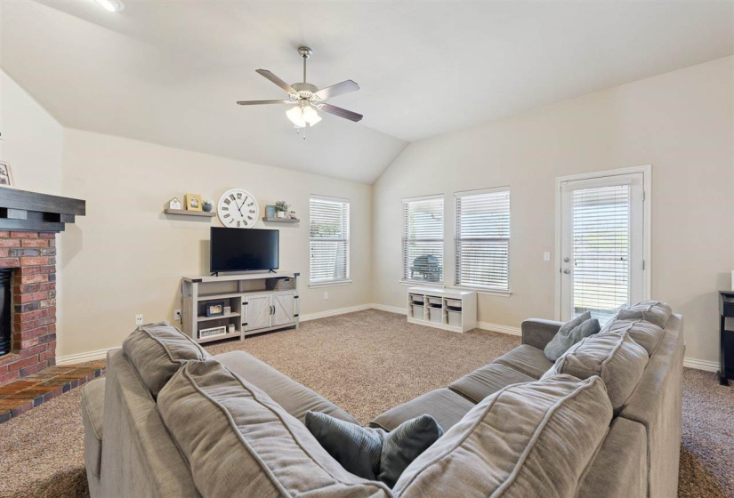 4 Bedrooms Bedrooms, 0 ,2 BathroomsBathrooms,Residential,Single Family,Copper Canyon,1,134018