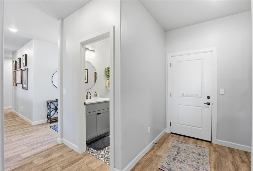 4 Bedrooms Bedrooms, 0 ,2 BathroomsBathrooms,Residential,Single Family,Haydans Brk,1,133818