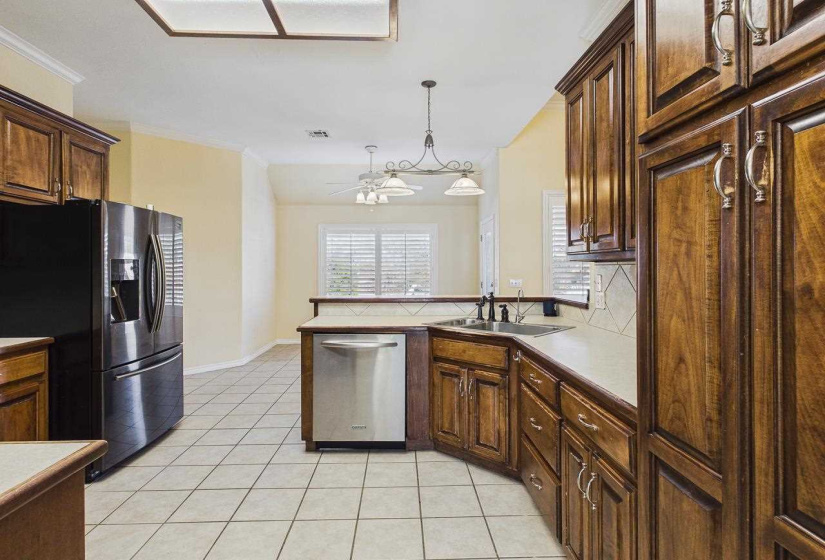 4 Bedrooms Bedrooms, 0 ,2 BathroomsBathrooms,Residential,Single Family,Pecan Hill,1,134021