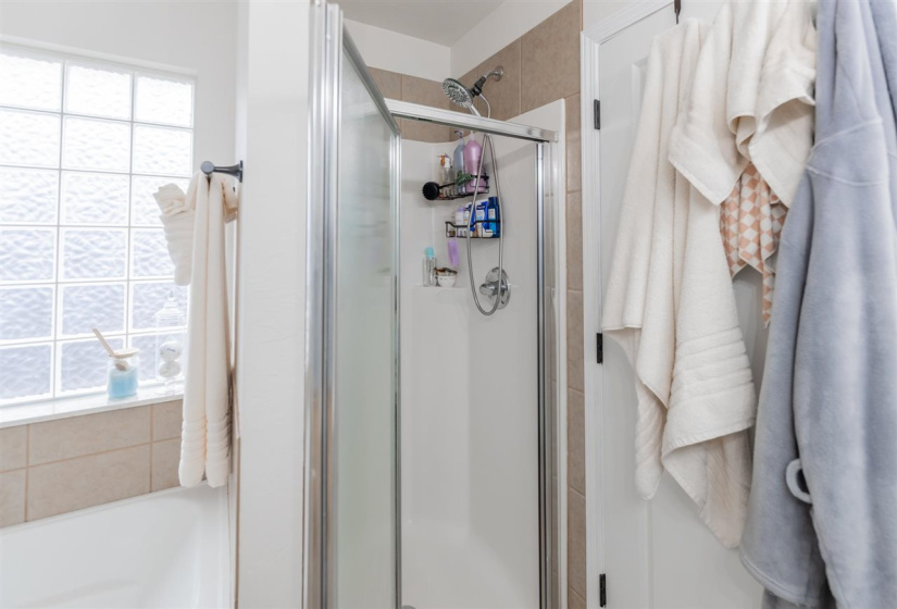 3 Bedrooms Bedrooms, 0 ,2 BathroomsBathrooms,Residential,Single Family,Macy,1,134023