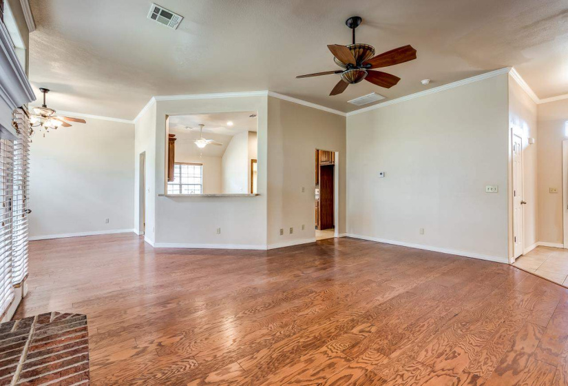 3 Bedrooms Bedrooms, 0 ,2 BathroomsBathrooms,Residential,Single Family,Kyle Court,1,134029