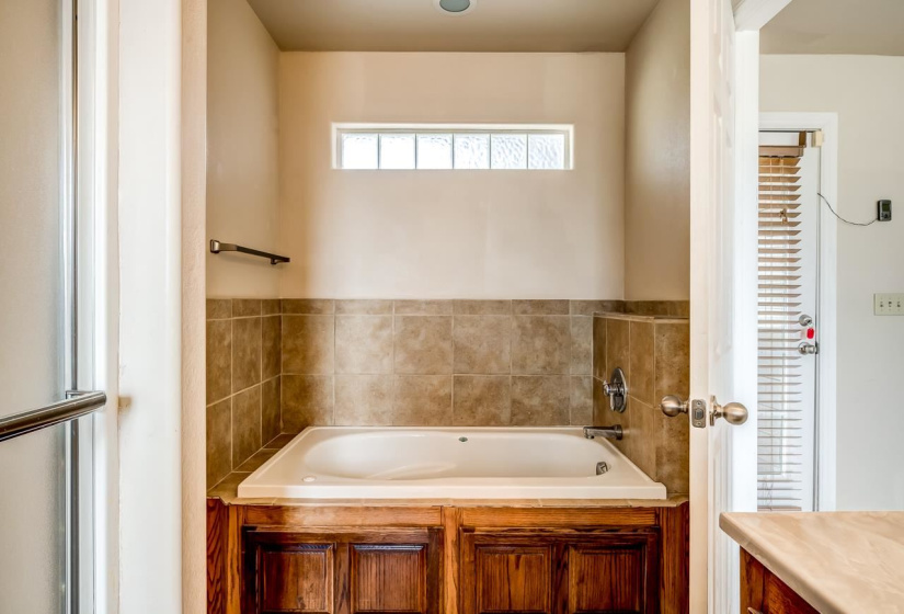 3 Bedrooms Bedrooms, 0 ,2 BathroomsBathrooms,Residential,Single Family,Kyle Court,1,134029