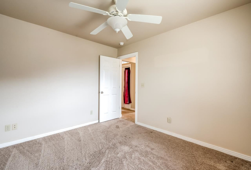 3 Bedrooms Bedrooms, 0 ,2 BathroomsBathrooms,Residential,Single Family,Kyle Court,1,134029