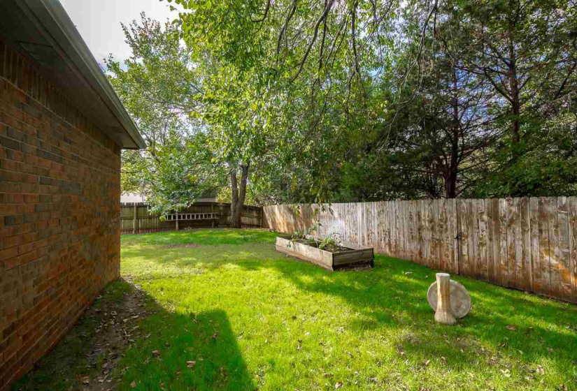 3 Bedrooms Bedrooms, 0 ,2 BathroomsBathrooms,Residential,Single Family,Kyle Court,1,134029